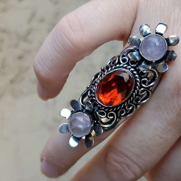 New Mozambique Garnet and Rose Quartz 925 Silver Flowers Statement Ring. - Picture 6 of 11